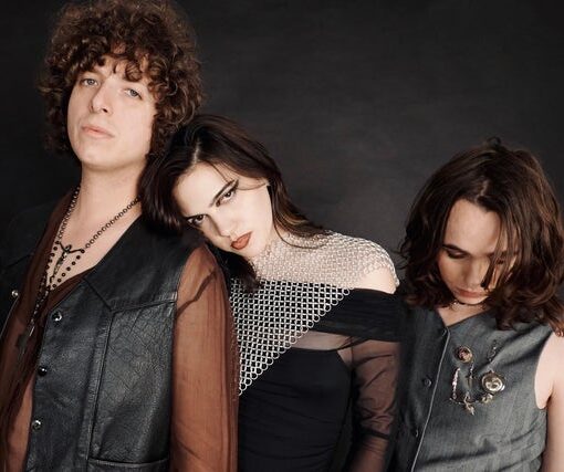 SUNFLOWER BEAN