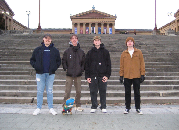 GOOD SLEEPY WITH TROUBLED MINDS / CELEBRATION GUNS / STRELITZIA