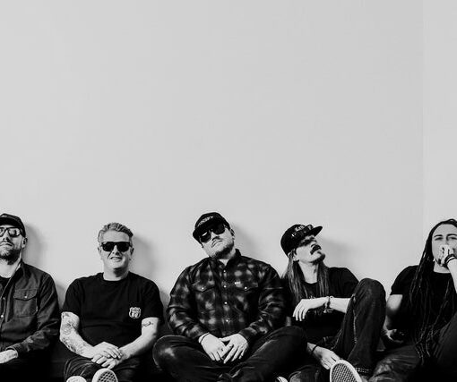 THE ELOVATERS - STARING AT THE SUN TOUR