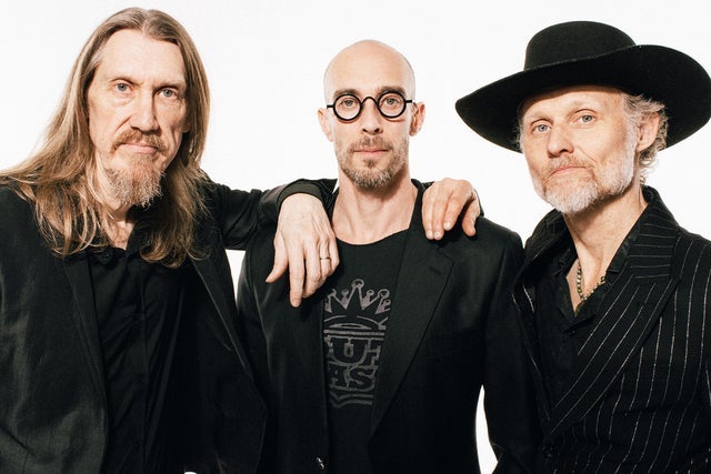 The Wood Brothers: Puff of Smoke Tour